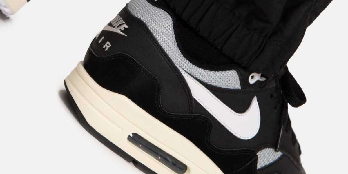 Patta x Nike Air Max 1 "Black" Metallic DQ0299-001 is now on sale!