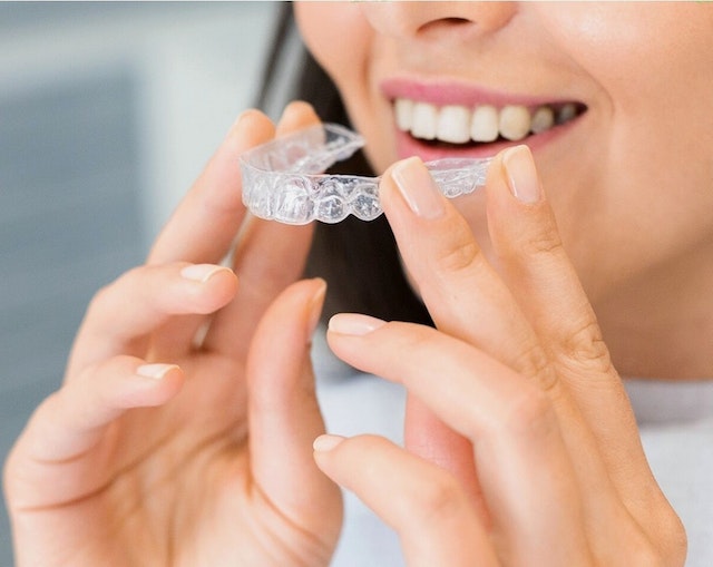 Why Invisalign Is the Best Choice for Adults?