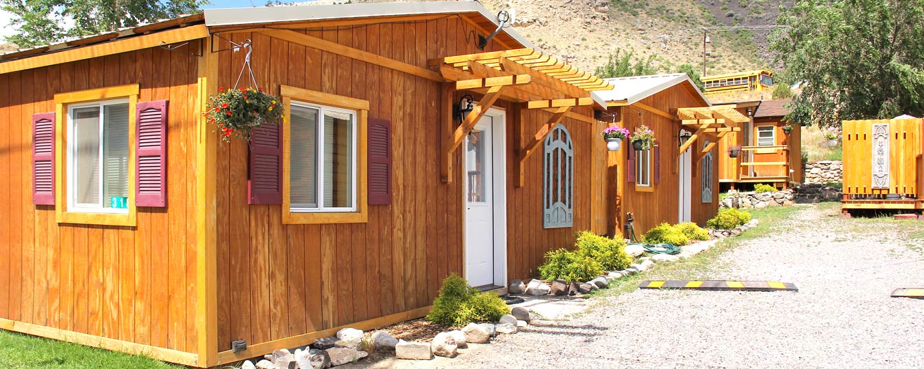 Airbnb & Vrbo Yellowstone - Your Ideal Vacation Rental Cabins