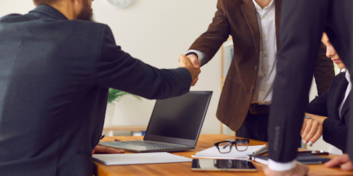 How IT Staff Augmentation Services Are Transforming the Tech Industry in 2025