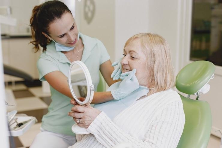 All-On-4 Dental Implant Longevity: How Long Do They Last? |...