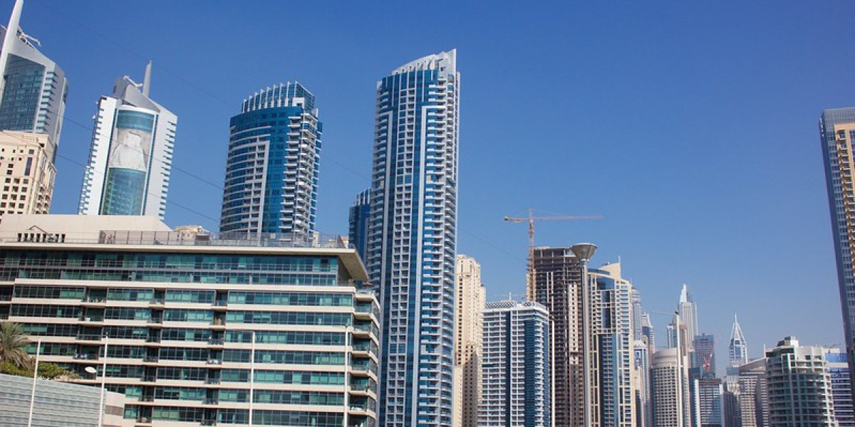 Dubai Uncovered: Where Innovation Meets Desert Dreams