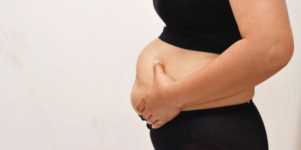 Diet and Nutrition Tips After Liposuction and Tummy Tuck in Riyadh