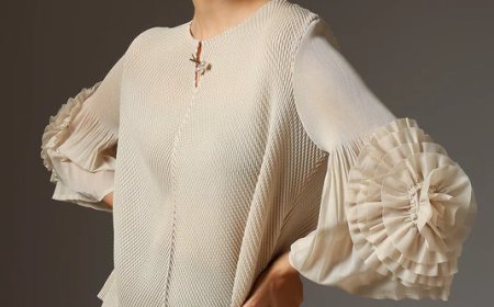 Pleated Skirt Sets: A Timeless Fashion Statement