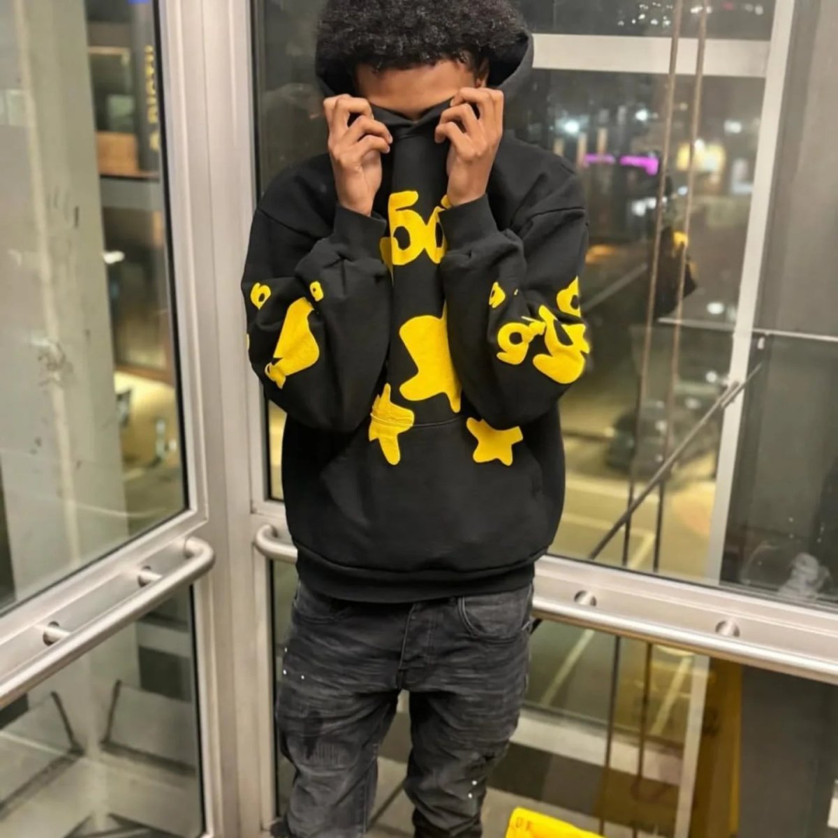 Sp5der Hoodie: Style Meets Everyday Comfort