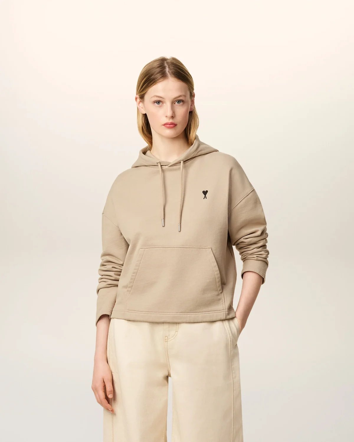 HMDD Hoodie: Comfort, Style, and Everyday Appeal