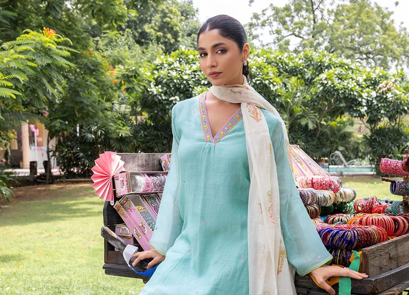 The Loom Durga Puja Special Collection 2026: Clothing for Women