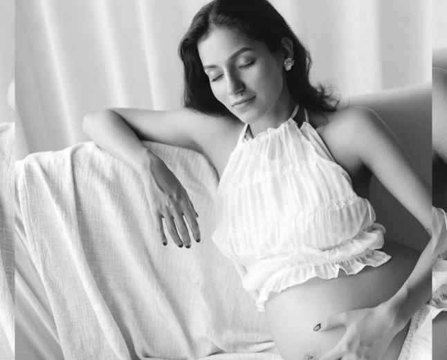 Elegant Memories Before Baby Arrives
