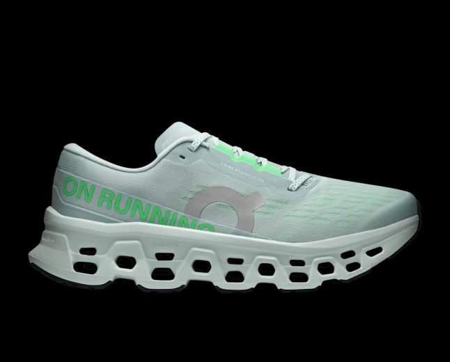Shop Tenis On Cloud : The Roger Pro 3 Collection 