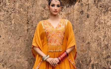 Top Trending Handcrafted Ethnic Wear Brand in India - The Loom